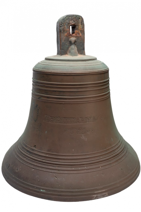 The plantation bell donated to St Catharine's College