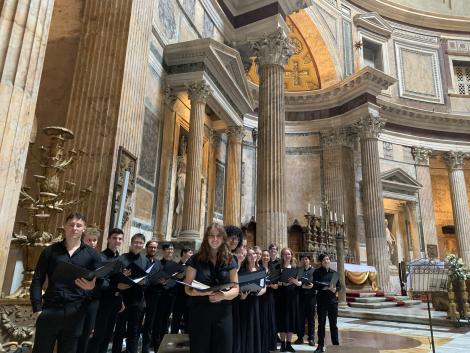 The St Catharine's College Choir at the Pantheon in Rome