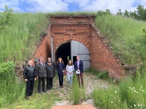 IHRA delegation visits 7th Fort in Kaunas, Lithuania