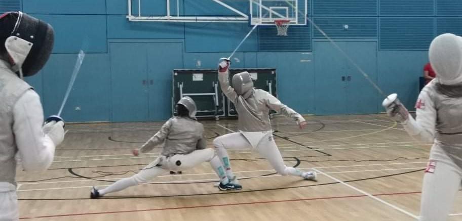Dan Twine fencing at the BUCS competition